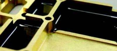 Dampening Cavity Resonance Using Absorber Material